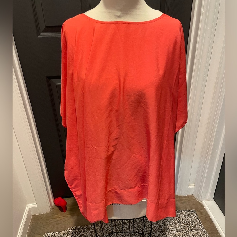 Kris Jenner M orange kaftan shirt